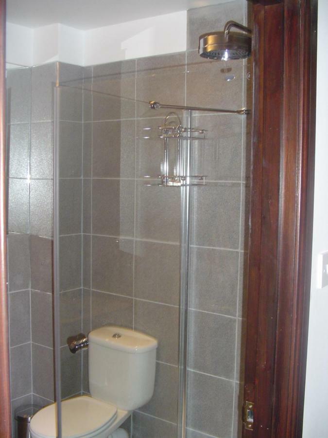Aaron Glen Apartments EDI Kültér fotó
